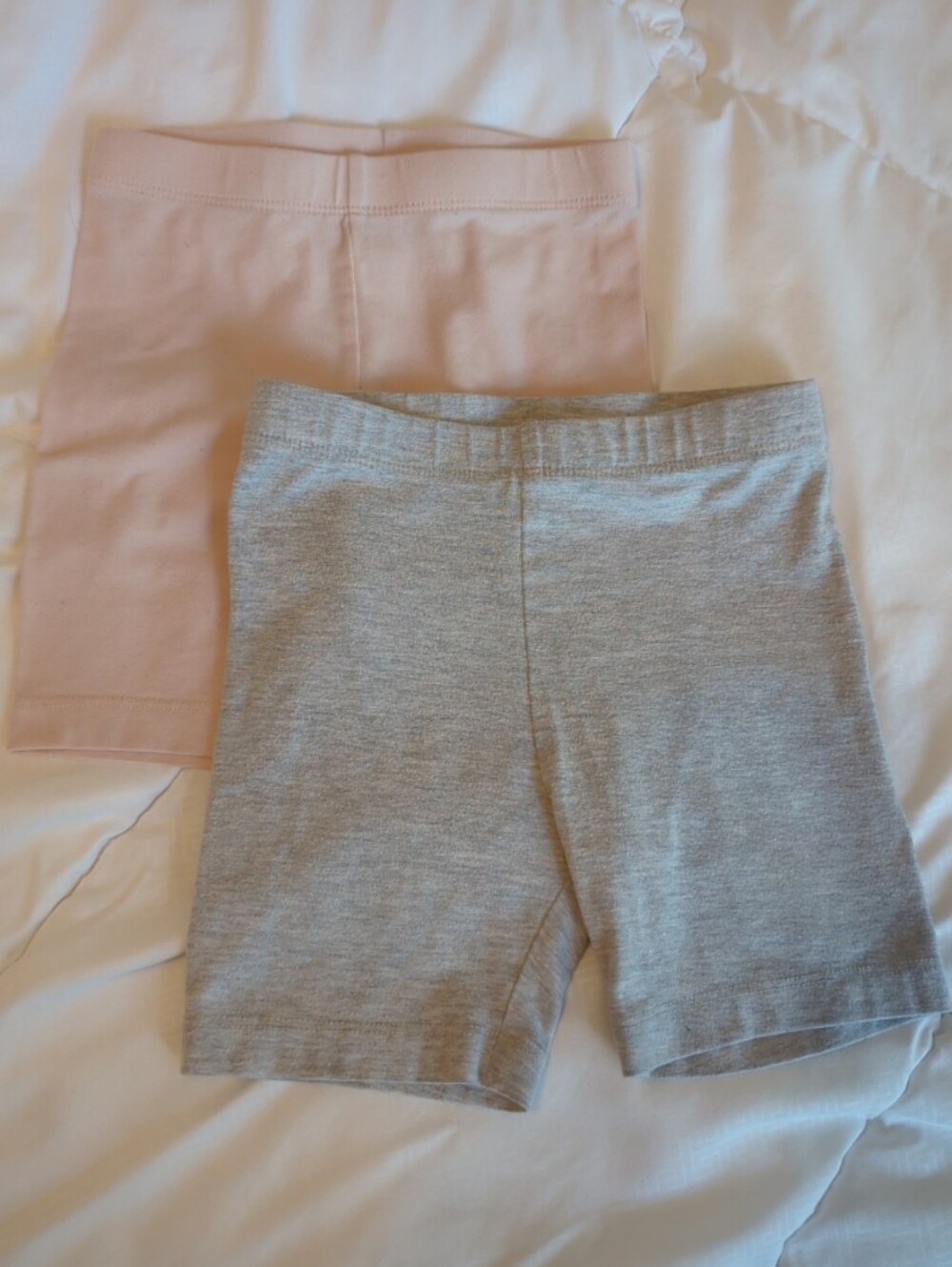 Nordstrom Girls Bike Shorts Bundle in Light Pink and Heather Gray 5Y